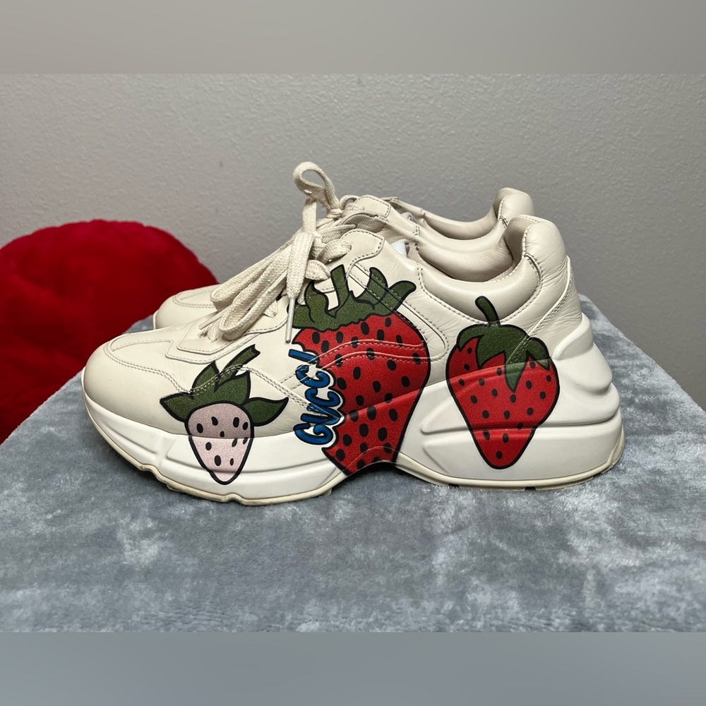 Gucci Rython Strawberry Sneakers - Picture 13 of 14